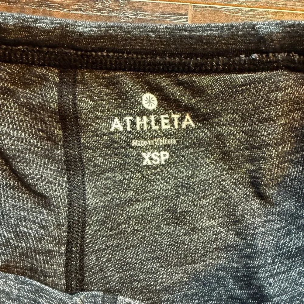 ATHLETA Skirted Leggings Gray Black Athletic Running Hiking XS Inside Pocket Zip - Picture 4 of 8